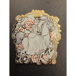 BoxLunch Disney Princess Horses Horse Mystery Pin Cinderella & Carriage H3